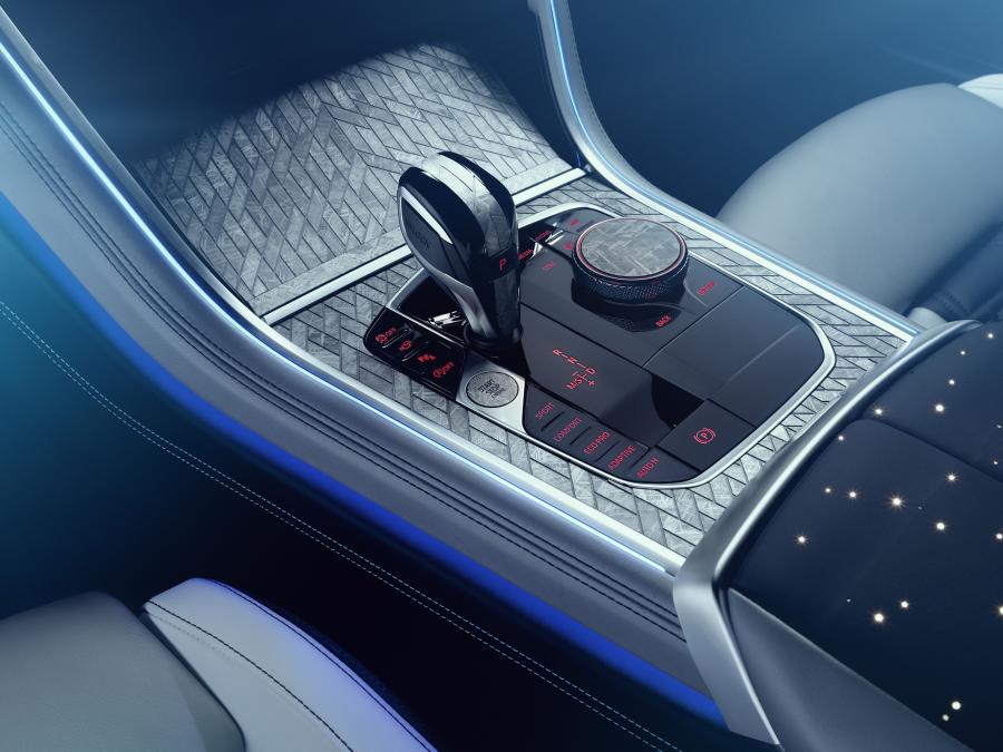 Детали интерьера BMW Individual M850i xDrive Night Sky (G15) 2019 года  (фото 12 из 29)
